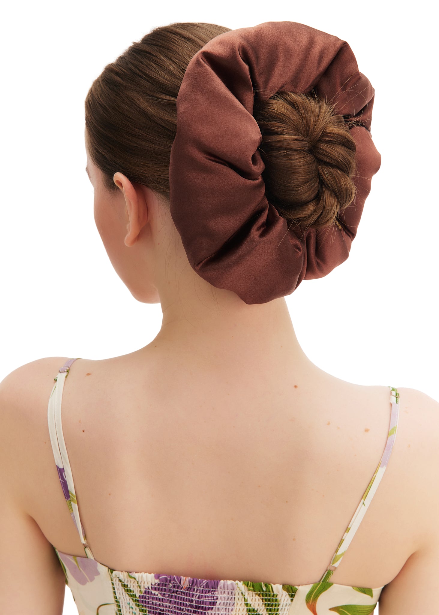 Olah Silk Marshmallow Scrunchie - Cocoa Mouse